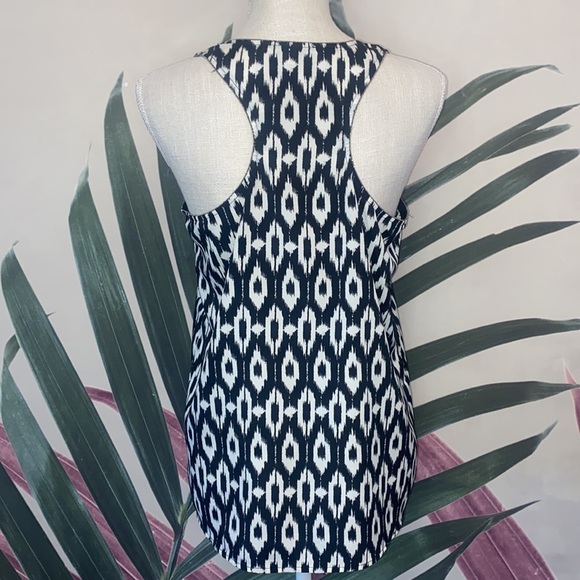 Collective Concepts IKAT Racerback Blouse - Picture 6 of 10